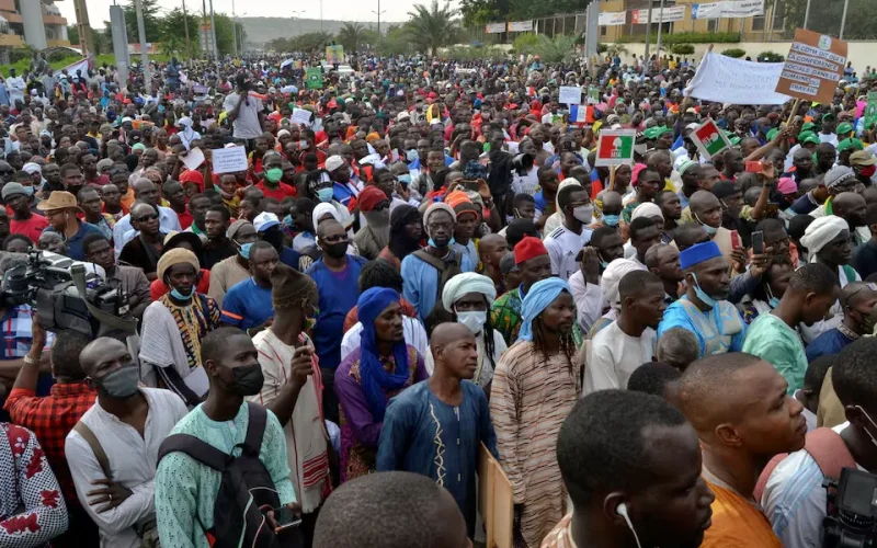 Malian parties reject junta’s suspension of political activities