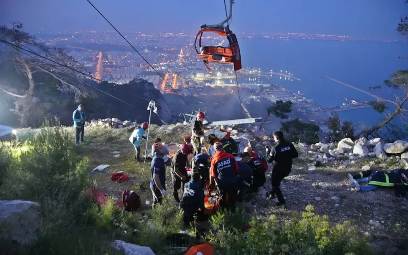 Cable car accident kills one and prompts massive rescue effort in southern Turkey