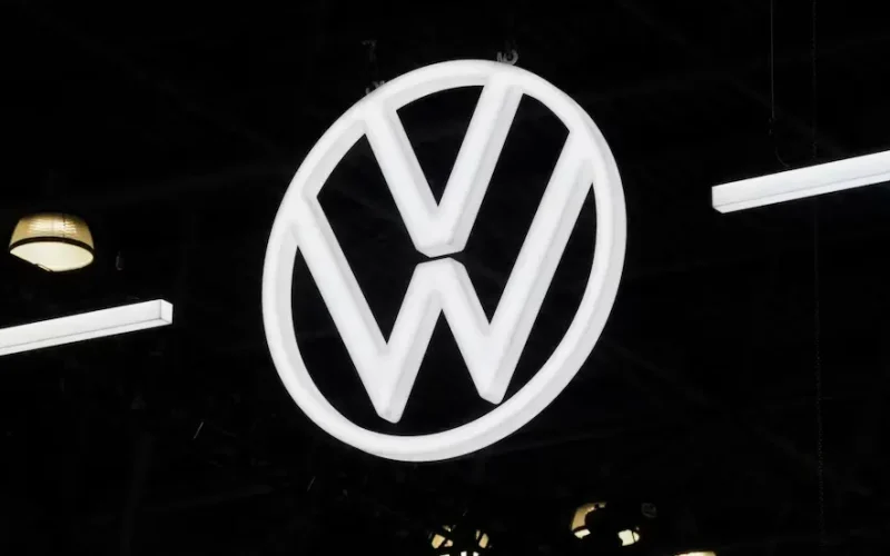 Volkswagen to invest $210 mln in South African plant