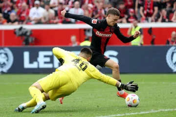 Leverkusen become first Bundesliga team to go all season without defeat