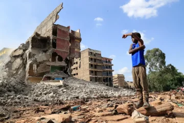 Four rescued from collapsed Kenya building, more people likely trapped