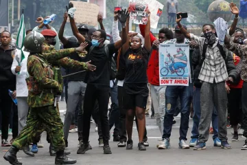 Police fire tear gas, water cannon at anti-tax protesters in Nairobi