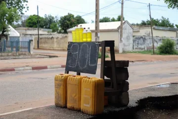 Over 1,800 fuel outlets shut in Nigeria’s northeast over smuggling dispute