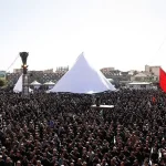 Ashura_2016_mourning_in_Imam_Hossein_Square,_Tehran_02