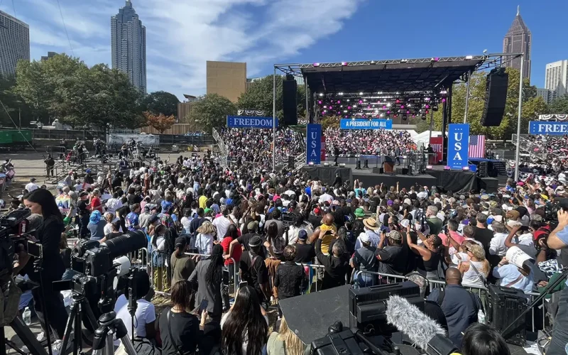 Black women meet to mobilize on Sunday before Election Day