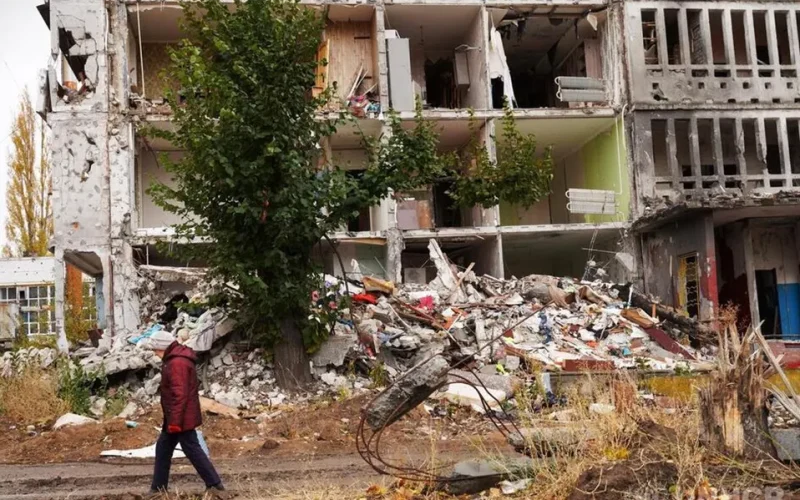 1,000 days of full-scale war on Ukraine: UNHCR’s deputy chief urges solidarity with innocent victims