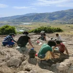 Kach Kouch_archeologists