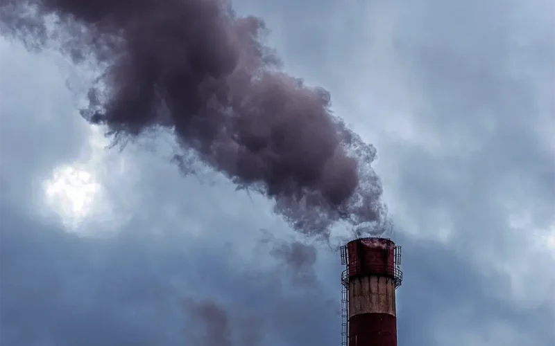 Only 15 countries have met the latest Paris agreement deadline. Is any nation serious about tackling climate change?