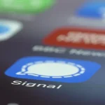 signal App_pexels-brettjordan