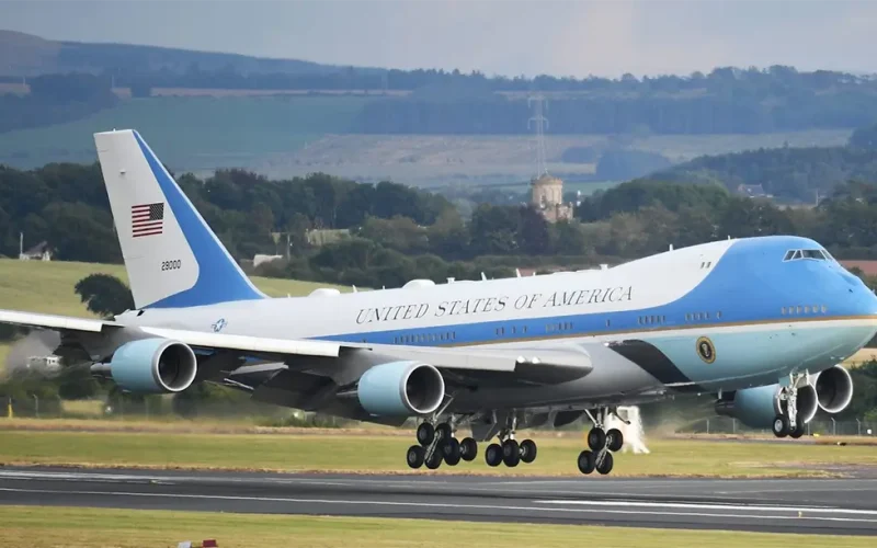 Trump’s vision for Air Force One will turn it from the ‘Flying White House’ to a ‘palace in the sky’