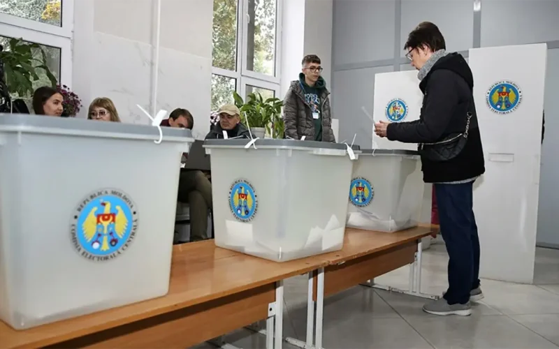Why experts expect Russian interference in upcoming election on Ukraine’s borders