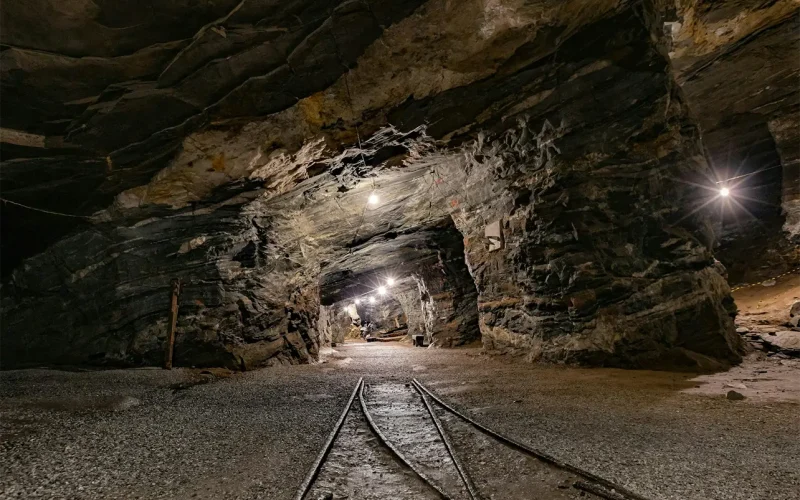 Are African countries aware of their own mineral wealth? Ghana and Rwanda offer two very different answers
