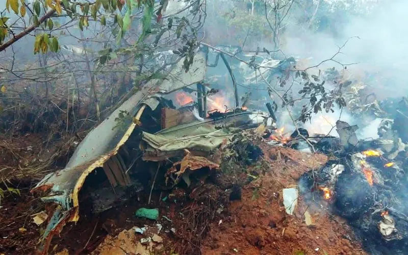 Twelve die as tourist plane crashes in flames near Kenya’s Maasai Mara