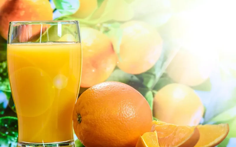 Fruit juices in South Africa are getting a free ride: why they should have the same health warning labels as fizzy drinks