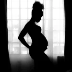 pregnant woman_silhoutte_mono