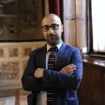 Dr Davide Integlia