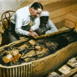 Tutankhamun was decapitated 100 years ago – why the excavation is a great shame instead of a triumph Howard Carter_tomb_Tutankhamun