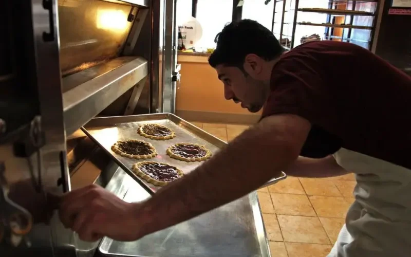 Syrian forced migrants in Turkey have built businesses despite challenges. Here’s what has helped them succeed