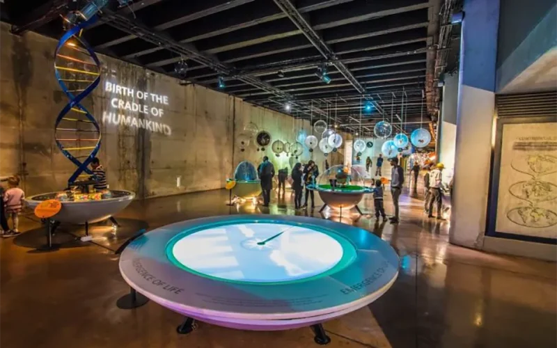 History with a human face and voice: how museum theatre gets kids to care about the past