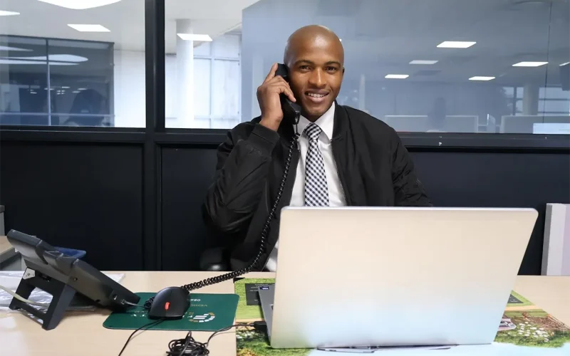 The ex-pie guy who could sell you a Rolls-Royce over the phone