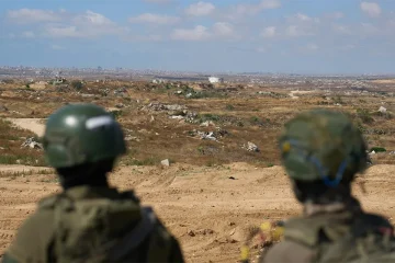 Is Israel planning to reoccupy the Gaza Strip? This is what’s happening behind the ‘yellow line’