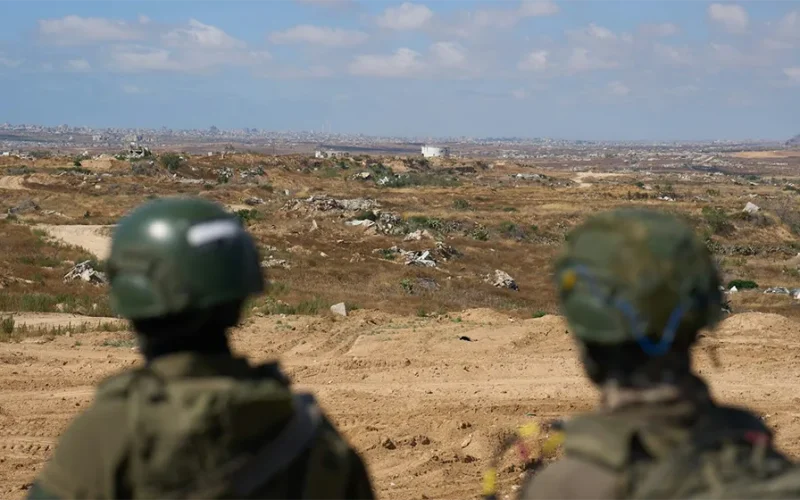 Is Israel planning to reoccupy the Gaza Strip? This is what’s happening behind the ‘yellow line’