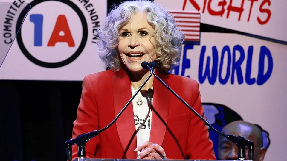 As men fought in cages at the White House, women urged Americans to take a ‘deep breath’