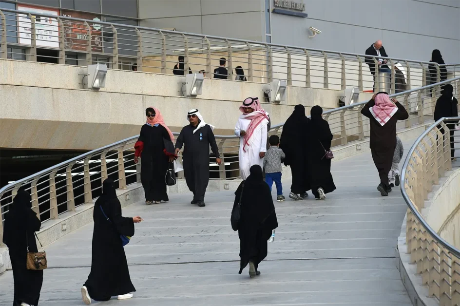 How are Saudis viewing the US‑Iran war? Our polling suggests Gulf kingdom is split on key issues
