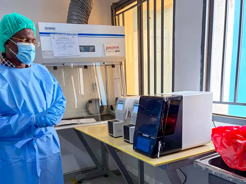 African scientists build Ebola defences