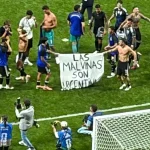 World Cup ‘Falklands are Argentine’ banner is a foretaste of diplomatic challenges ahead for the UK Las Malvinas son Argentinas