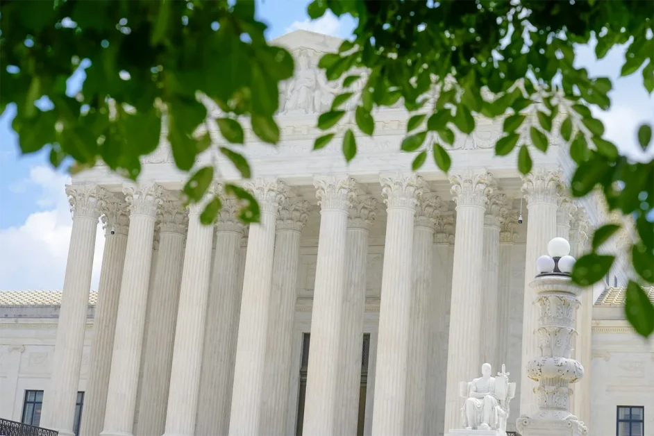 In rebuke to Trump, Supreme Court upholds birthright citizenship, emphasizing the promise of equality in the Declaration of Independence